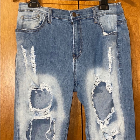 Vibrant distressed jeans - Picture 2 of 7